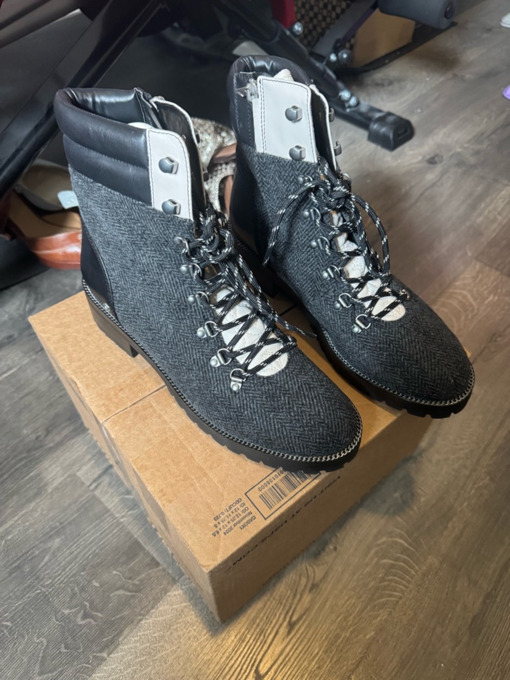 Coach Black & Gray Herringbone Lace-Up Ankle Boots Sz 11